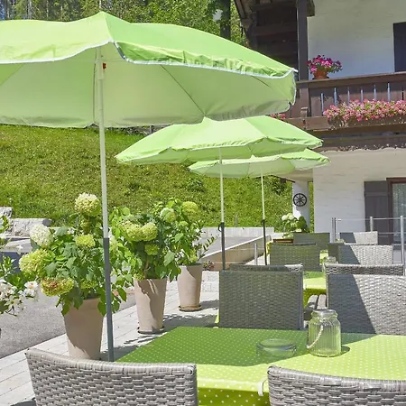 Berganemone Apartment *